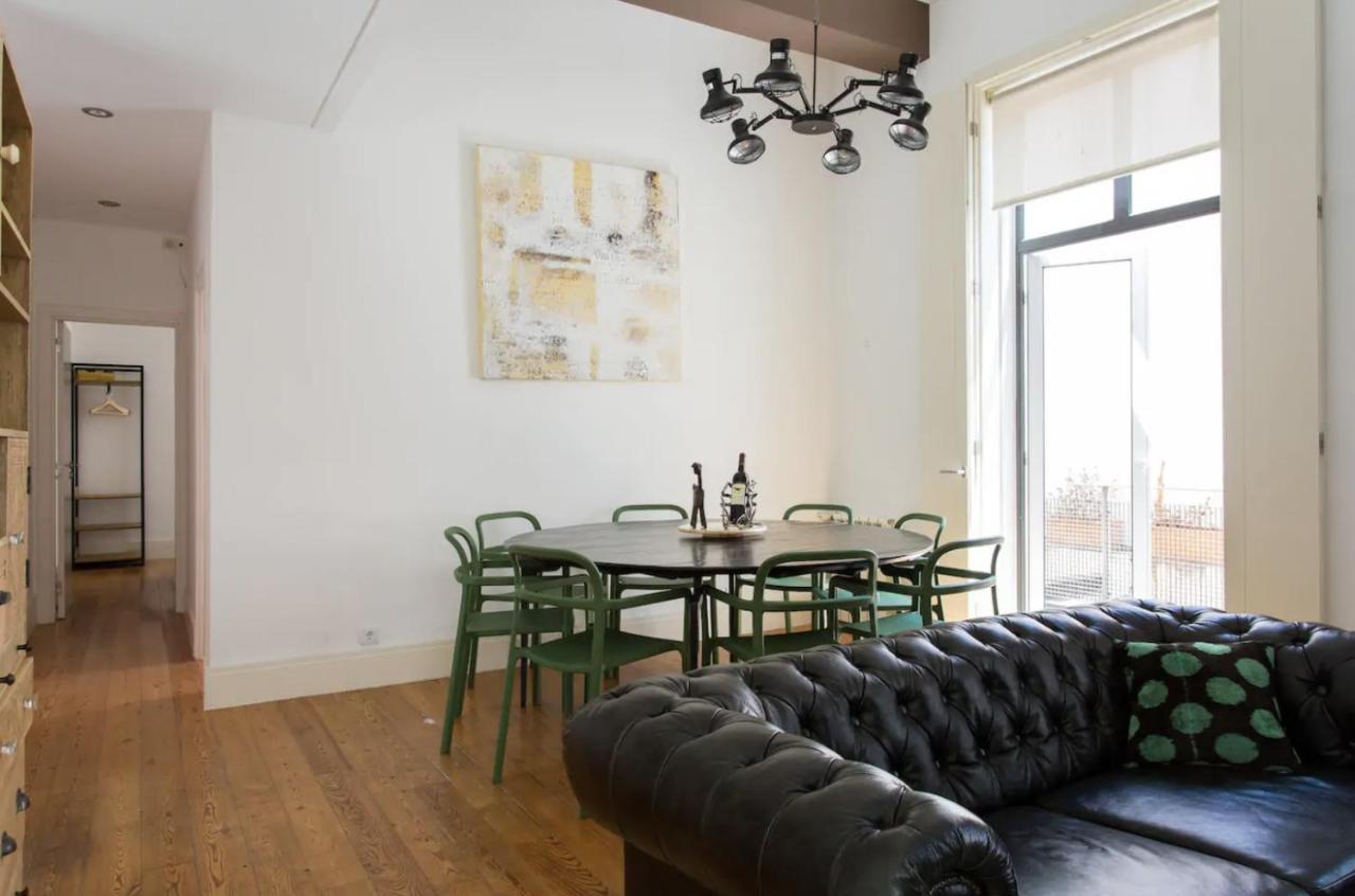 Apartmán Beautiful 3-Story House In Chiado With A 40M² Private Terrace Lisboa Exteriér fotografie